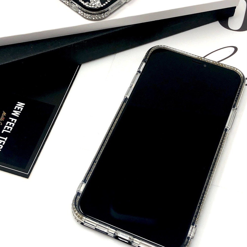 iPhone Regal Gala Case - Picture 3 of 8